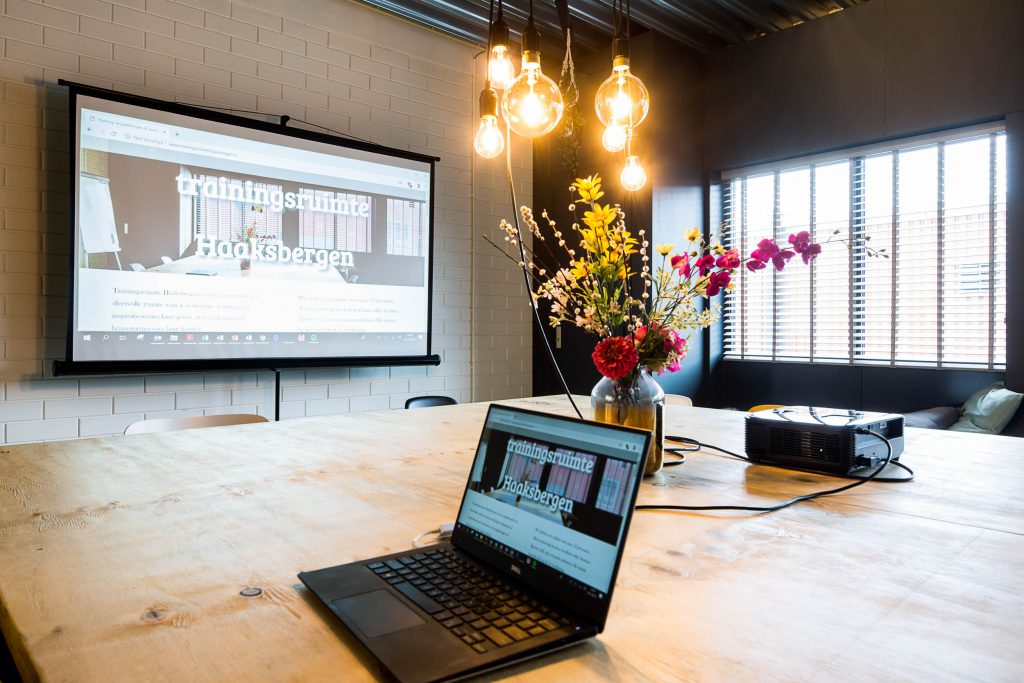 Trainingsruimte huren in Haaksbergen. Onze trainingsruimte is sfeervol en van alle gemakken voorzien. 